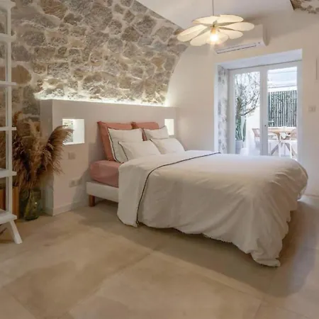 3 Bedroom Amazing In Ajaccio Apartment