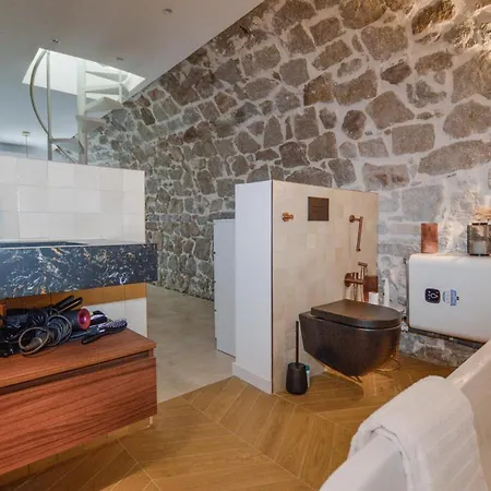 Apartment 3 Bedroom Amazing In Ajaccio
