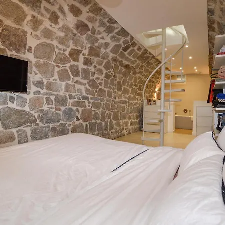 3 Bedroom Amazing In Ajaccio Apartment *
